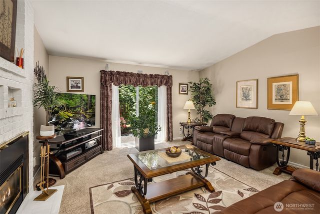 28707 181st Avenue SE, Kent, WA 98042