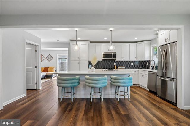1606 PITTSFIELD LN, Bowie, MD 20716
