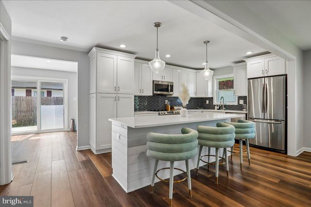 1606 PITTSFIELD LN, Bowie, MD 20716