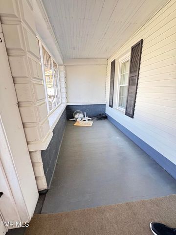 301 Roberts Street, Appalachia, VA 24216