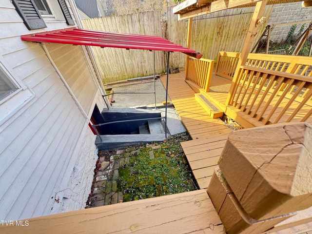 301 Roberts Street, Appalachia, VA 24216