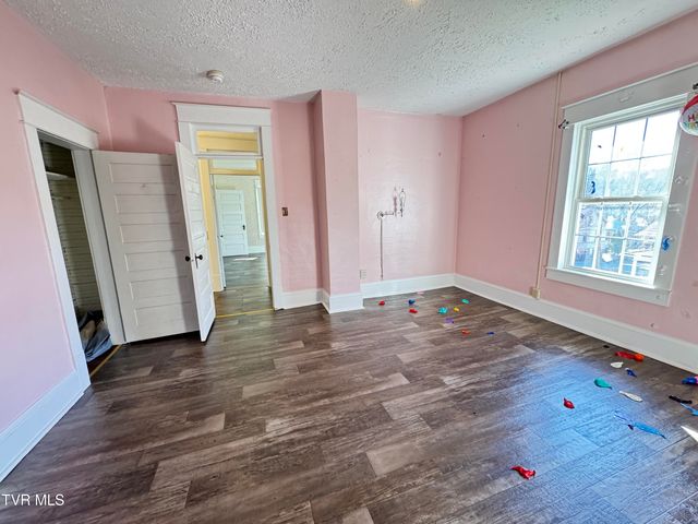 301 Roberts Street, Appalachia, VA 24216