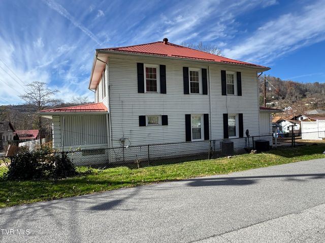 301 Roberts Street, Appalachia, VA 24216