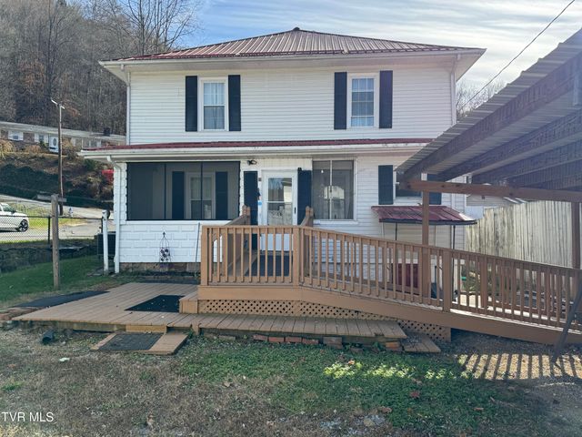 301 Roberts Street, Appalachia, VA 24216