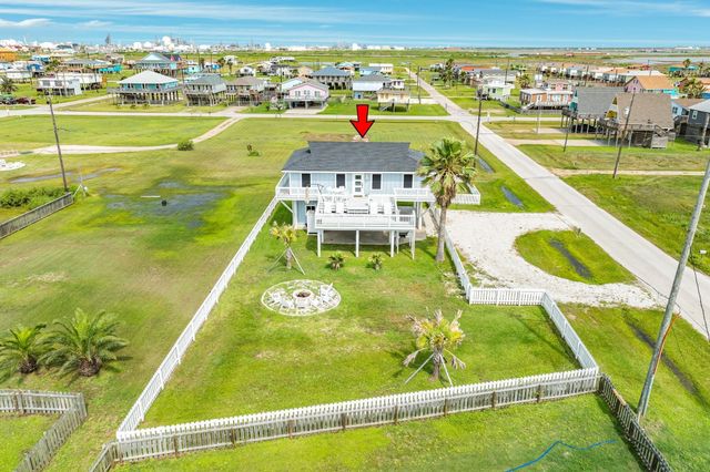 307 Angel Wing Street, Surfside Beach, TX 77541