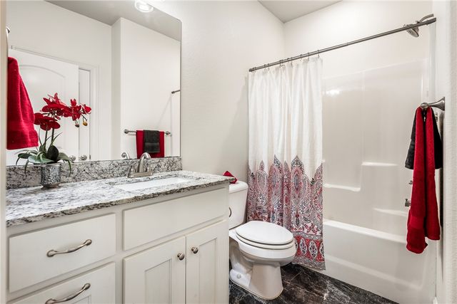 1041 W Ashmore Landing Loop, Centerton, AR 72719