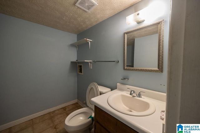 2537 CARMEL ROAD, Birmingham, AL 35235