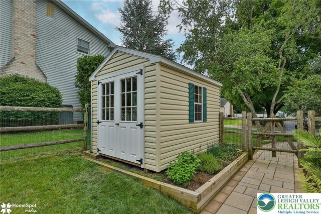 5444 Hale Avenue, Bethlehem City, PA 18017