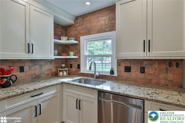 5444 Hale Avenue, Bethlehem City, PA 18017