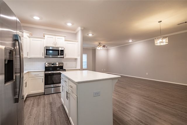 4071 Santa Maria Lane, Fayetteville, AR 72704