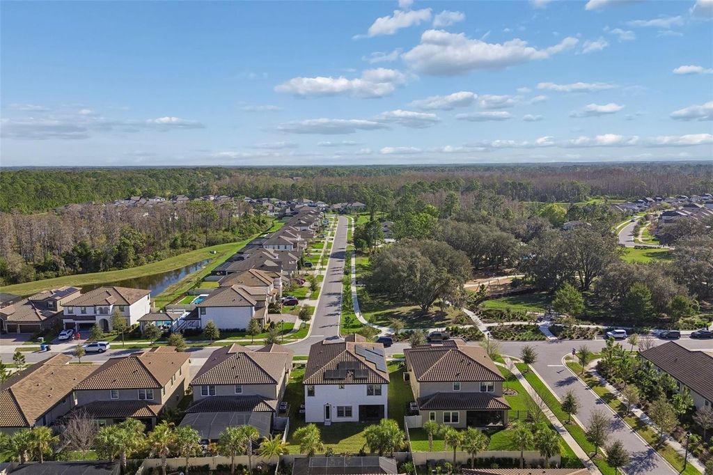 Image 2 of property listing at 4300 BURDICK LOOP, Odessa, FL 33556