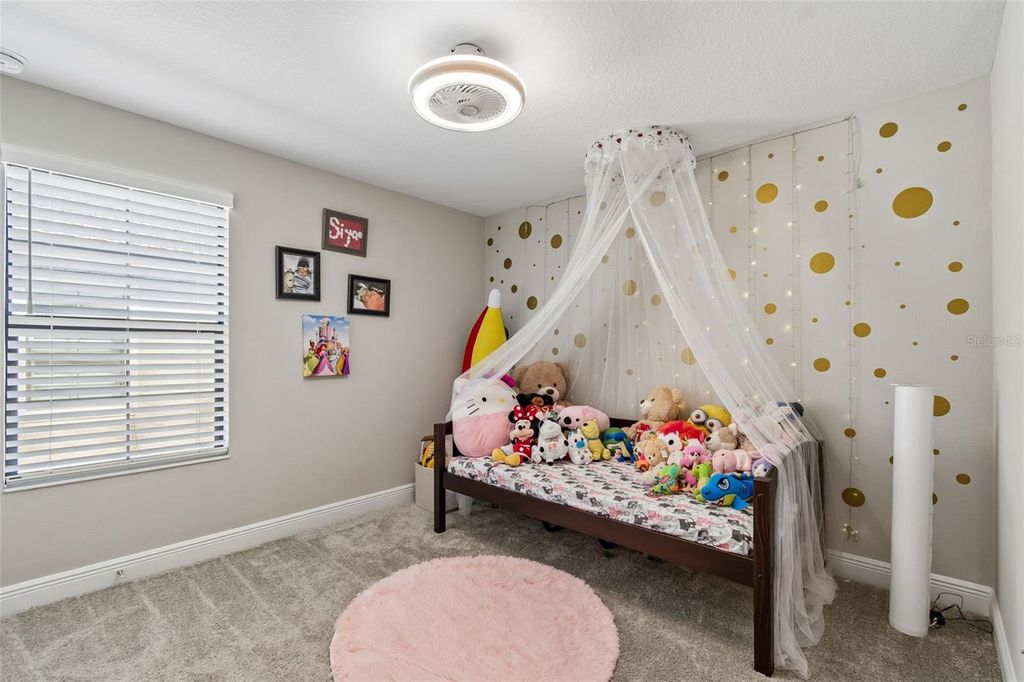 Image 23 of property listing at 4300 BURDICK LOOP, Odessa, FL 33556