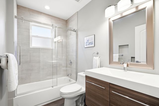 1109 N Karlov Avenue, Chicago, IL 60651