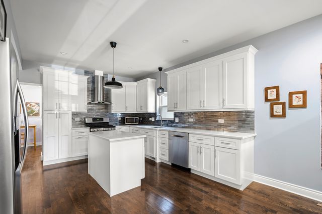1109 N Karlov Avenue, Chicago, IL 60651