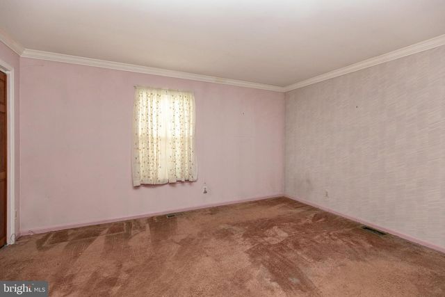 322 W WASHINGTON AVE, Magnolia, NJ 08049