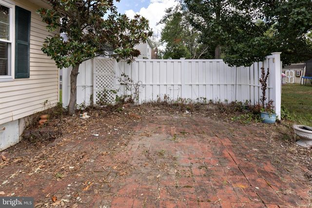 322 W WASHINGTON AVE, Magnolia, NJ 08049