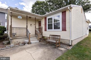 322 W WASHINGTON AVE, Magnolia, NJ 08049