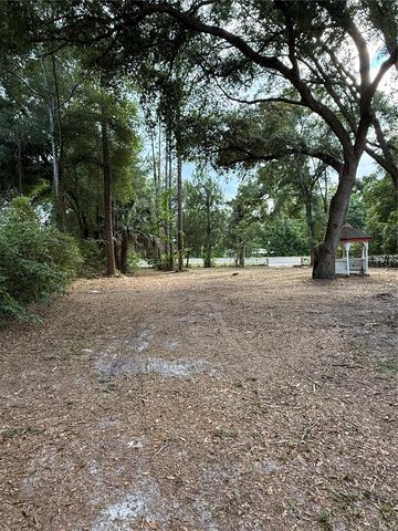 6989 SW STATE ROAD 26, Trenton, FL 32693
