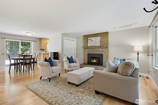 26204 SE 224th Street, Maple Valley, WA 98038