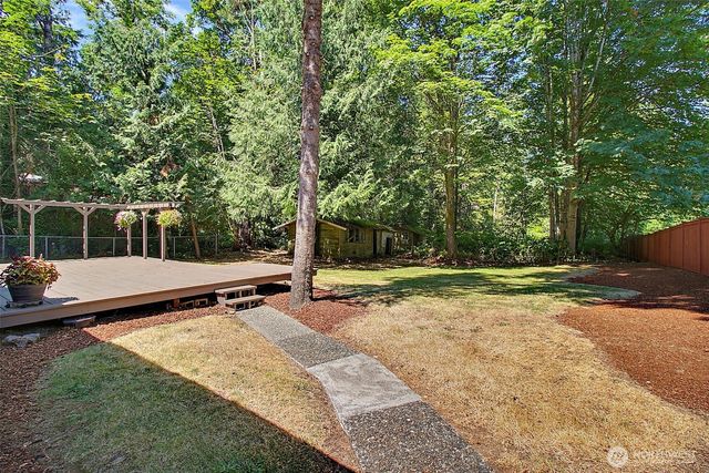 26204 SE 224th Street, Maple Valley, WA 98038