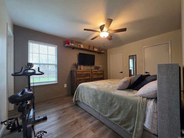 9 Palmer Drive, Conway, AR 72032