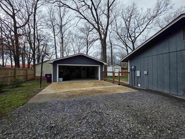 9 Palmer Drive, Conway, AR 72032