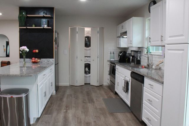 9 Palmer Drive, Conway, AR 72032