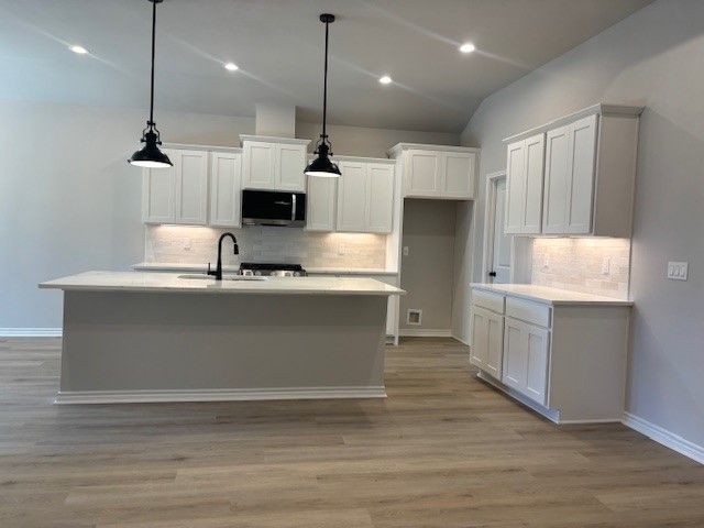 2678 Lady Andrea Dr, Corpus Christi, TX 78415