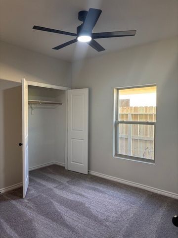 2678 Lady Andrea Dr, Corpus Christi, TX 78415