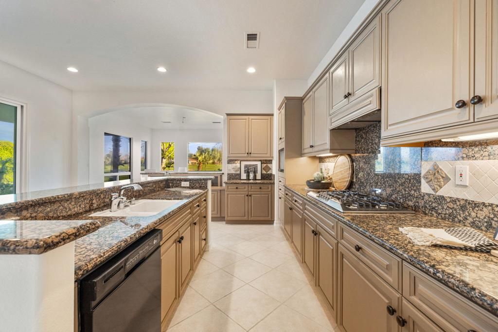 Image 26 of property listing at 79740 Citrus, La Quinta, CA 92253