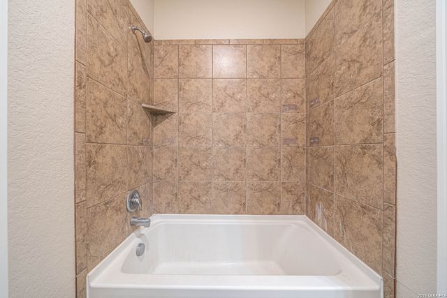 19111 MOUNTAIN PL, San Antonio, TX 78259