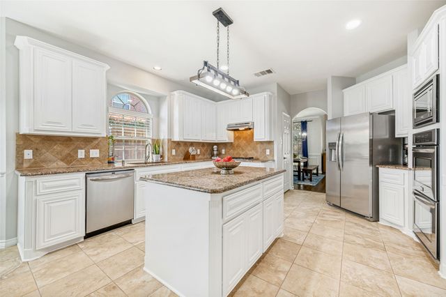 881 Twin Buttes Drive, Prosper, TX 75078