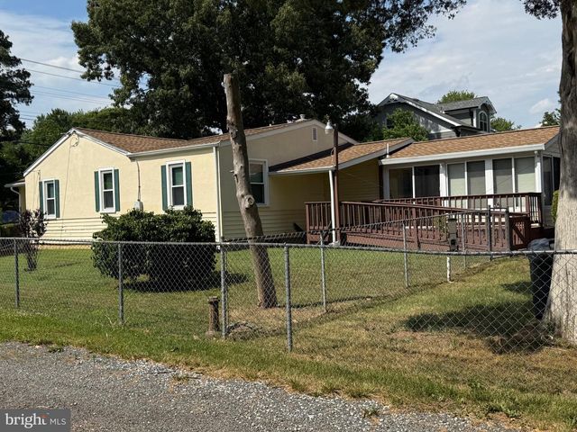 8110 ALLENTOWN RD, Fort Washington, MD 20744