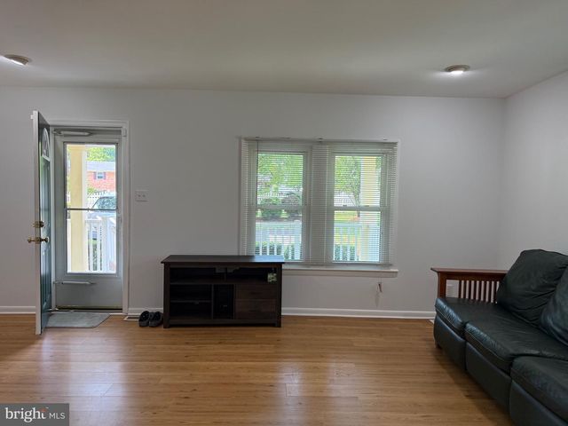 8110 ALLENTOWN RD, Fort Washington, MD 20744
