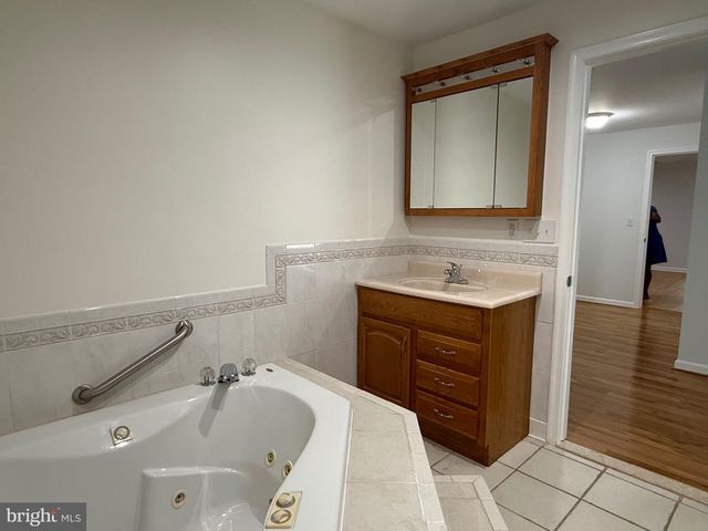 8110 ALLENTOWN RD, Fort Washington, MD 20744