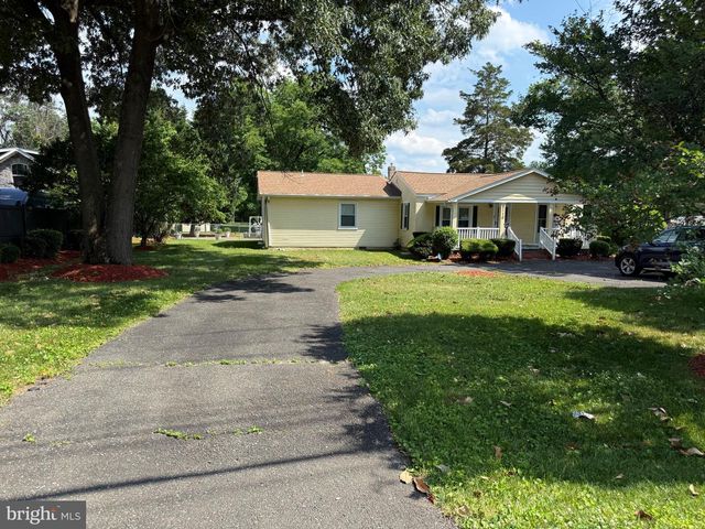 8110 ALLENTOWN RD, Fort Washington, MD 20744