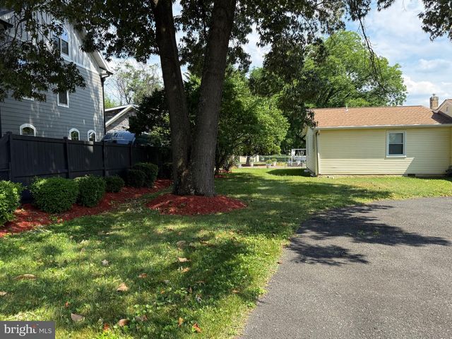 8110 ALLENTOWN RD, Fort Washington, MD 20744