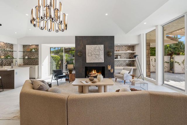 9 Regency Drive, Rancho Mirage, CA 92270