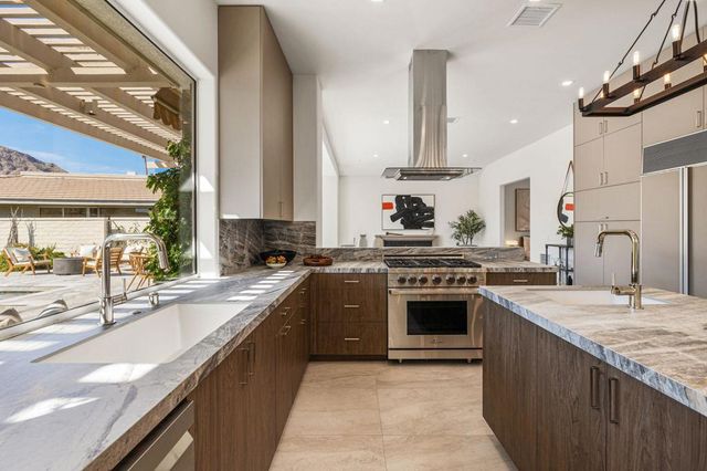 9 Regency Drive, Rancho Mirage, CA 92270