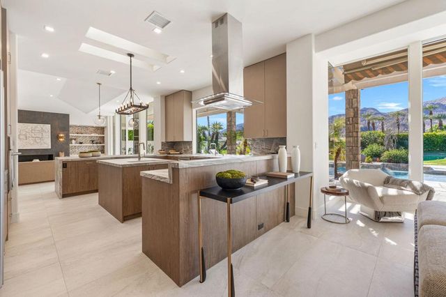 9 Regency Drive, Rancho Mirage, CA 92270