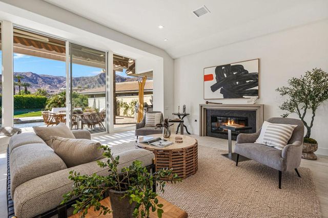 9 Regency Drive, Rancho Mirage, CA 92270