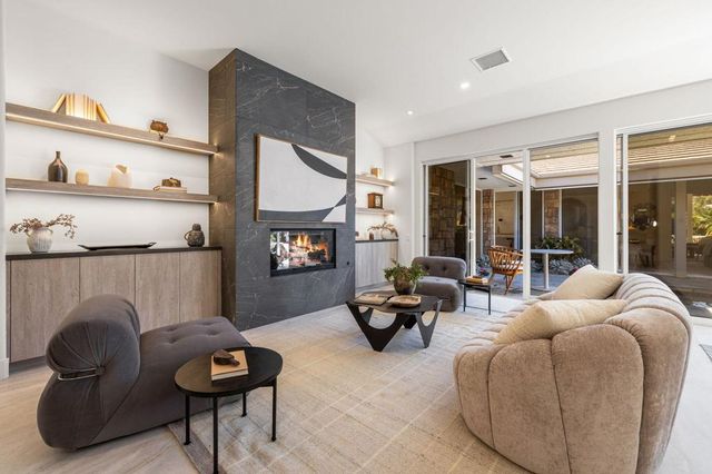 9 Regency Drive, Rancho Mirage, CA 92270