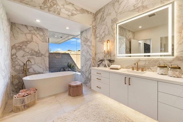 9 Regency Drive, Rancho Mirage, CA 92270