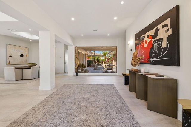 9 Regency Drive, Rancho Mirage, CA 92270