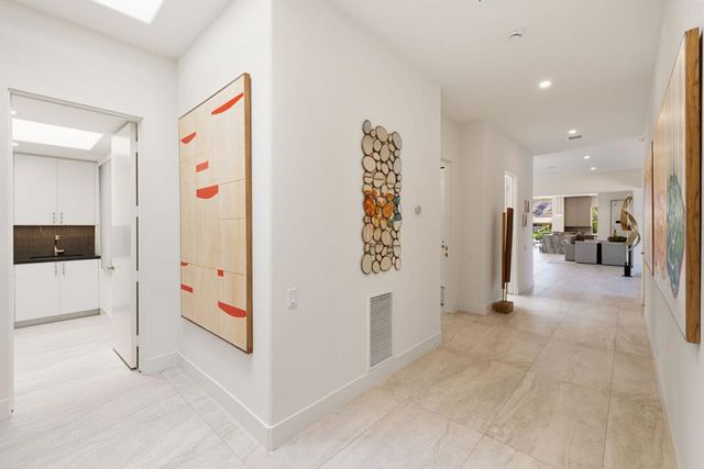 9 Regency Drive, Rancho Mirage, CA 92270