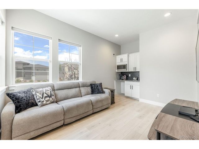 6440 Kenzie Cir, Castle Rock, CO 80108