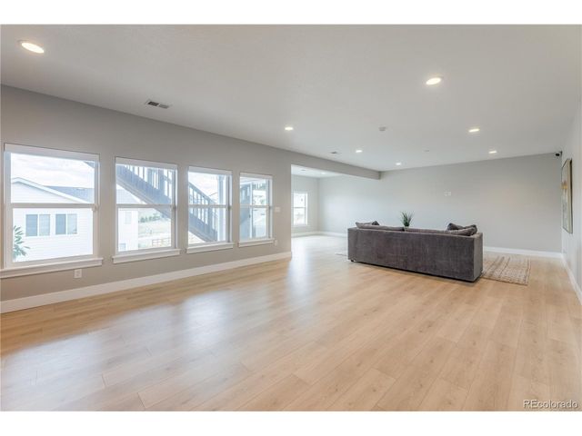 6440 Kenzie Cir, Castle Rock, CO 80108
