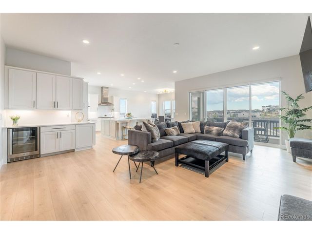 6440 Kenzie Cir, Castle Rock, CO 80108