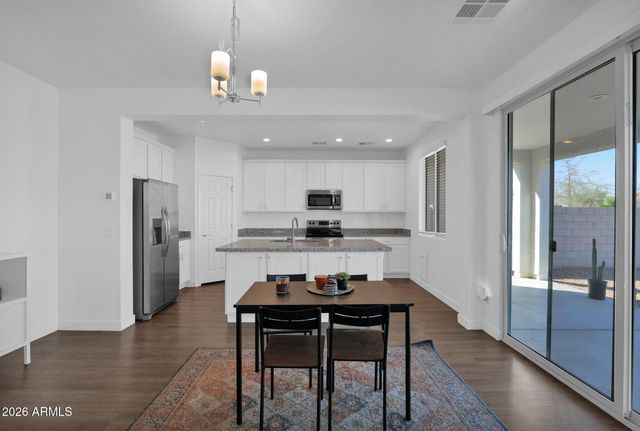 5814 S DAISY PATCH Place, Phoenix, AZ 85040