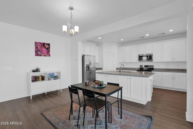 5814 S DAISY PATCH Place, Phoenix, AZ 85040